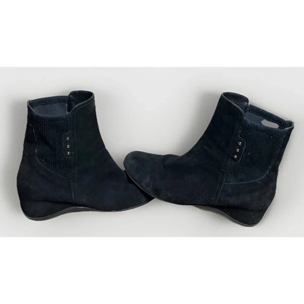 Aquatalia‎ Black Suede Ankle Boots 9 Weatherproof Italian Wedge Booties